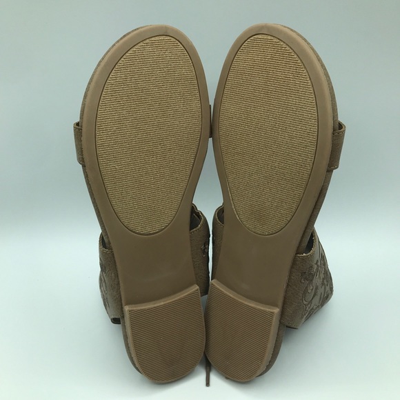 NWT Sugar Watercress Embroidered Sandals - Picture 7 of 7